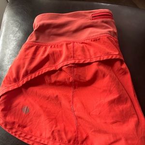 Lululemon shorts size 6